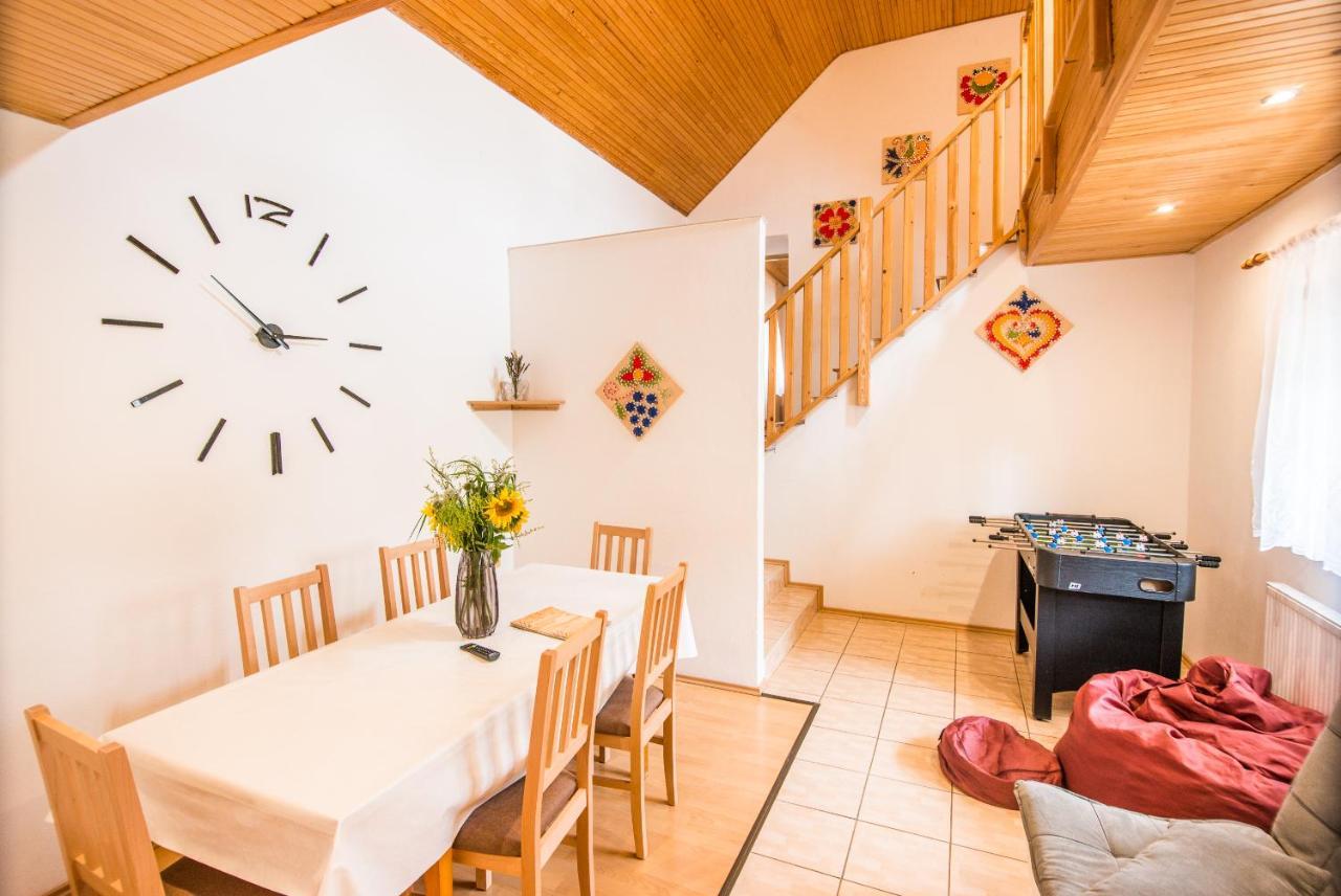 Malovany Dvur Holiday home