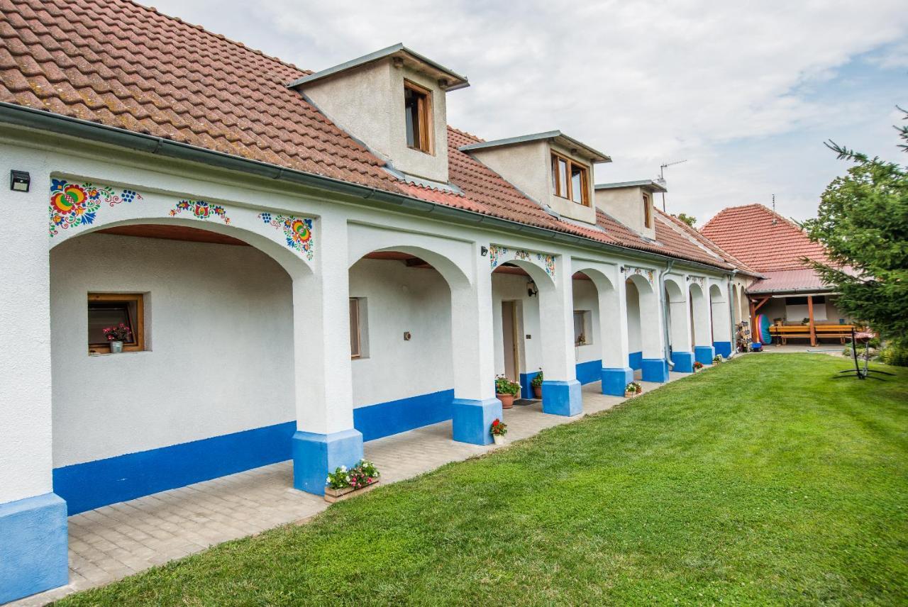 Malovany Dvur Holiday home
